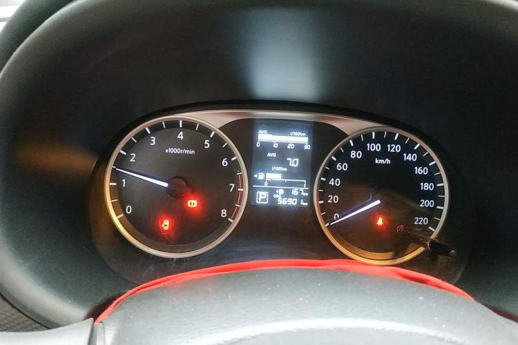 Used Nissan Kicks 2017 1.5L CVT Cool Enjoy Edition Instrument Cluster