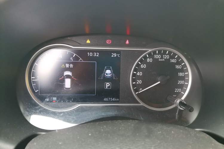 Used Nissan Kicks 2017 1.5L CVT Smart Edition Instrument Cluster