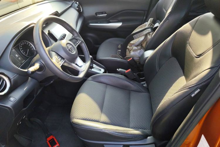 Used Nissan Kicks 2017 1.5L CVT Smart Edition Left Front Seat