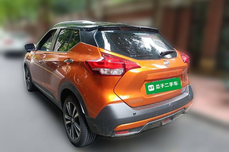 Used Nissan Kicks 2017 1.5L CVT Smart Drive Edition Rear Left 45 Deg