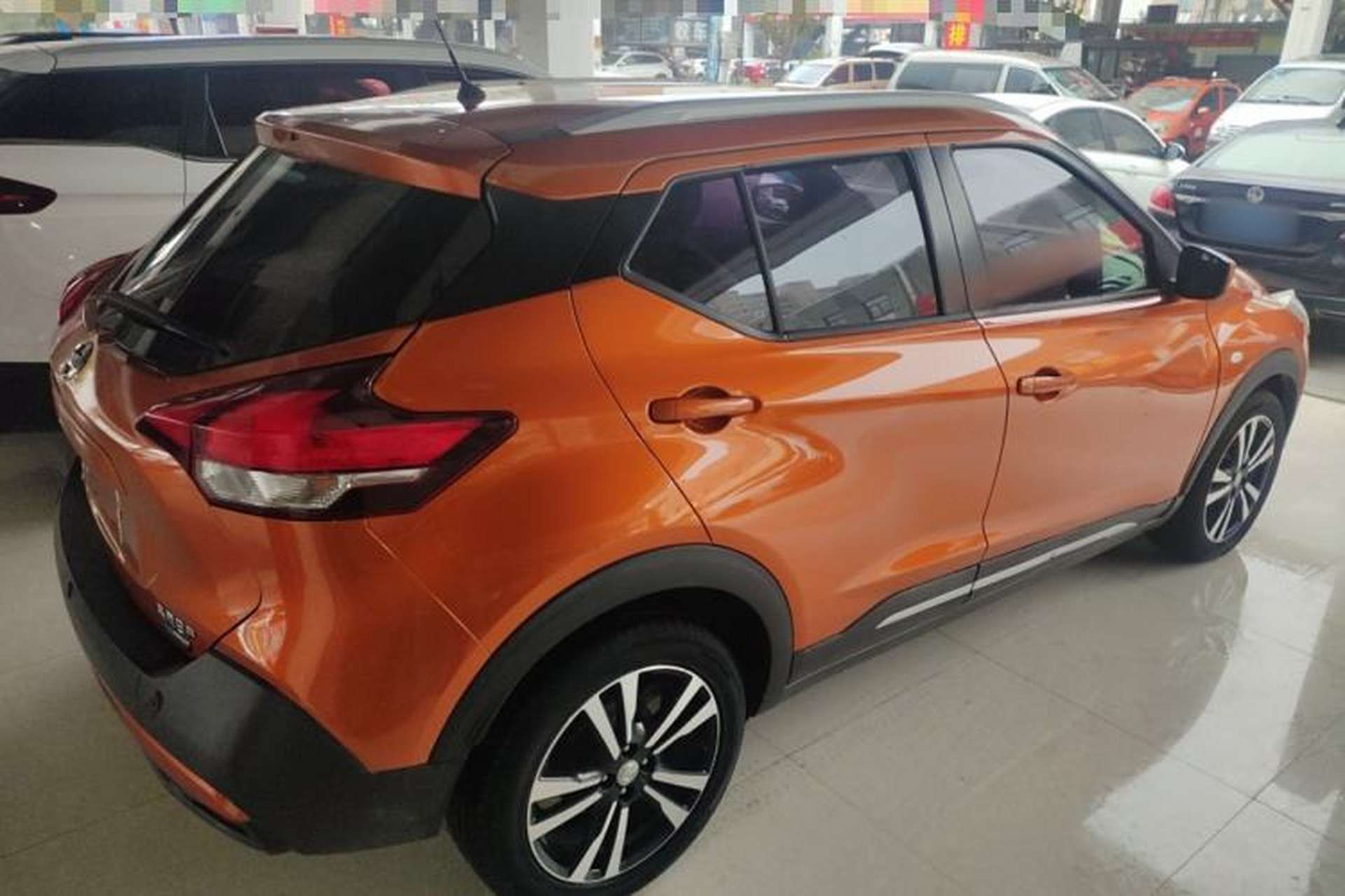 Used Nissan Kicks 2017 1.5L CVT Cool Enjoy Edition Rear Right 45 Deg