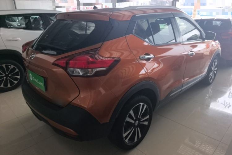 Used Nissan Kicks 2017 1.5L CVT Smart Edition Rear Right 45 Deg
