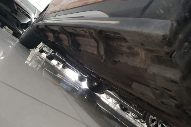 Used Nissan Kicks 2017 1.5L CVT Smart Edition Right Side Sill