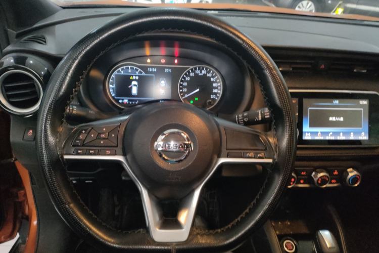 Used Nissan Kicks 2017 1.5L CVT Smart Edition Steering Wheel