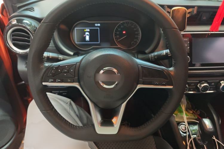 Used Nissan Kicks 2017 1.5L CVT Smart Drive Edition Steering Wheel