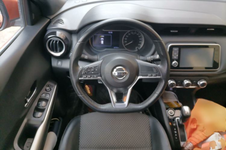 Used Nissan Kicks 2017 1.5L CVT Smart Edition Steering Wheel