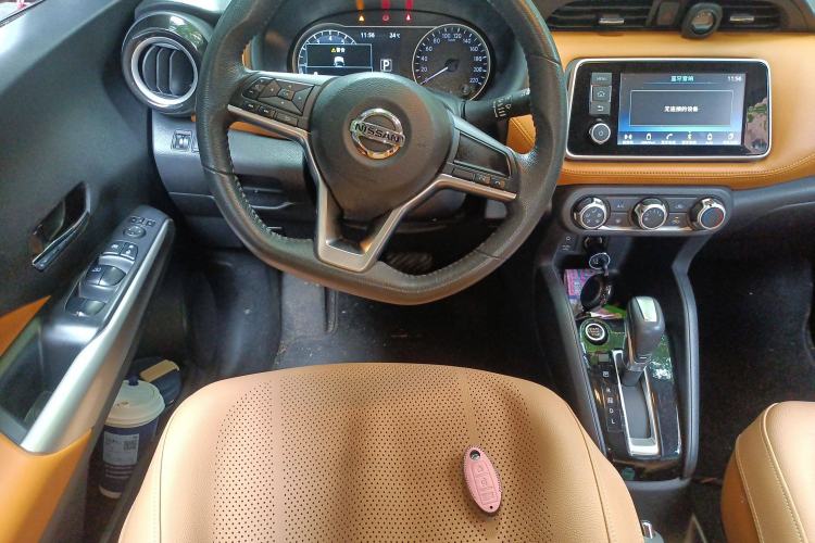 Used Nissan Kicks 2017 1.5L CVT Smart Drive Edition Steering Wheel