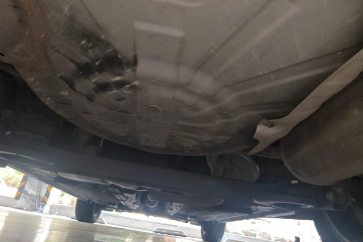 Used Nissan Kicks 2018 1.5L CVT Smart Connect Deluxe Edition Chassis Rear