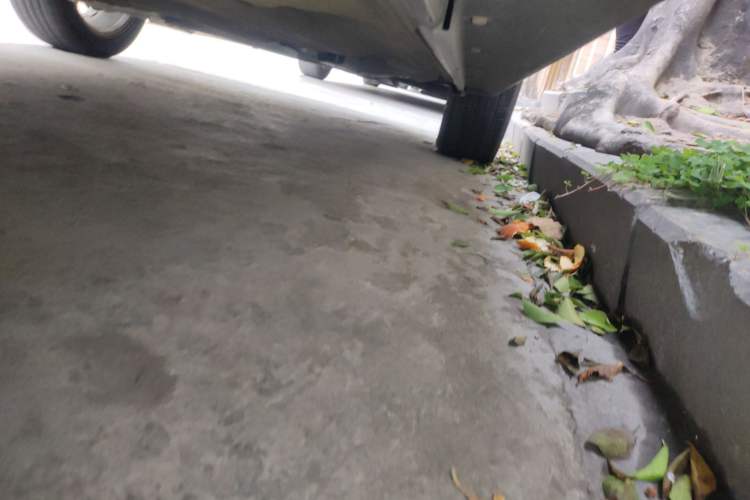 Used Nissan Kicks 2018 1.5L CVT Smart Connect Luxury Edition Chassis Rear Right