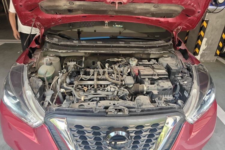 Used Nissan Kicks 2018 1.5L CVT Smart Connect Deluxe Edition Engine Bay