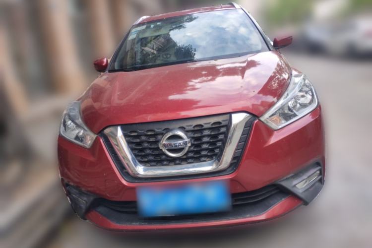 Used Nissan Kicks 2018 1.5L CVT Smart Connect Luxury Edition Front