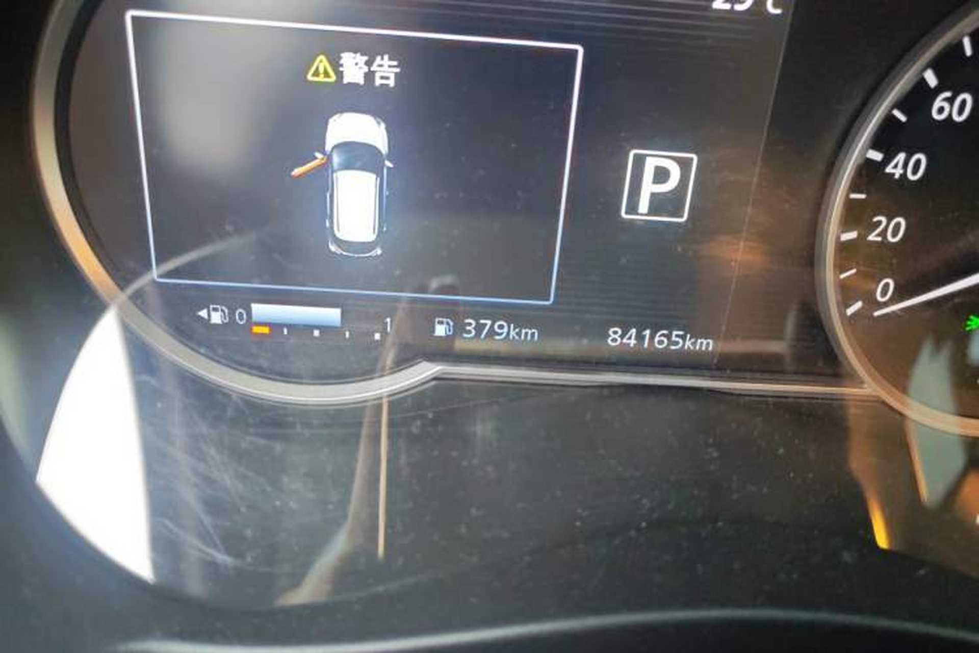 Used Nissan Kicks 2018 1.5L CVT Smart Connect Luxury Edition Odometer Close Up
