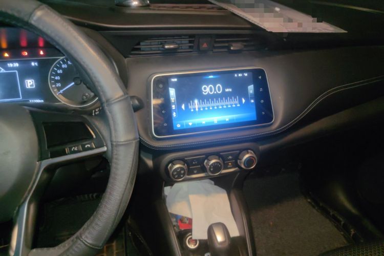 Used Nissan Kicks 2018 1.5L CVT Smart Connect Luxury Edition Audio And AC Panel