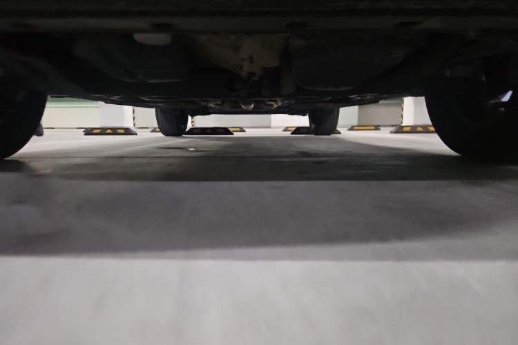 Used Nissan Kicks 2018 1.5L CVT Smart Connect Luxury Edition Chassis Front