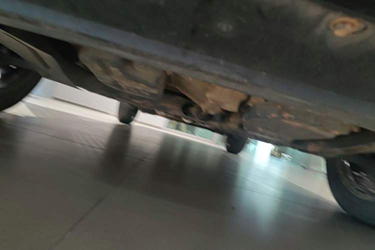 Used Nissan Kicks 2018 1.5L CVT Smart Connect Luxury Edition Chassis Front