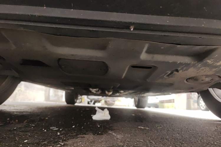 Used Nissan Kicks 2018 1.5L CVT Smart Connect Luxury Edition Chassis Front