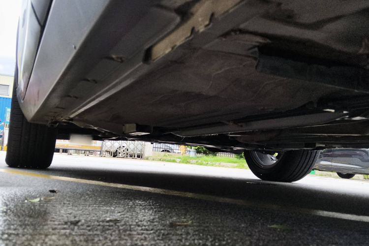 Used Nissan Kicks 2018 1.5L CVT Smart Connect Luxury Edition Chassis Rear Left