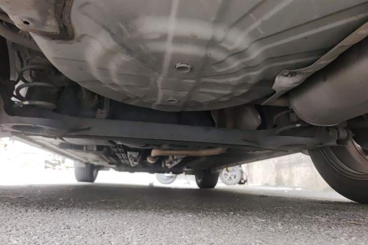 Used Nissan Kicks 2018 1.5L CVT Smart Connect Luxury Edition Chassis Rear
