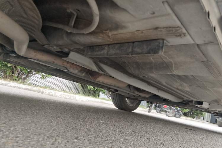 Used Nissan Kicks 2018 1.5L CVT Smart Connect Luxury Edition Chassis Rear Right