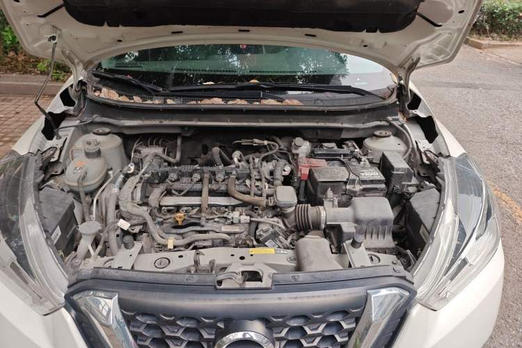 Used Nissan Kicks 2018 1.5L CVT Smart Connect Luxury Edition Engine Bay