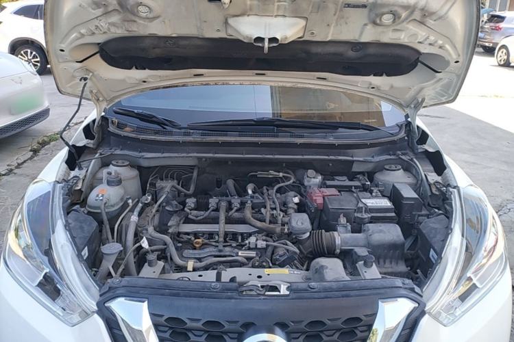 Used Nissan Kicks 2018 1.5L CVT Smart Connect Luxury Edition Engine Bay