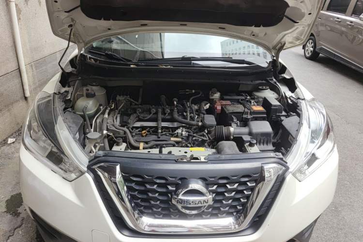 Used Nissan Kicks 2018 1.5L CVT Smart Connect Luxury Edition Engine Bay