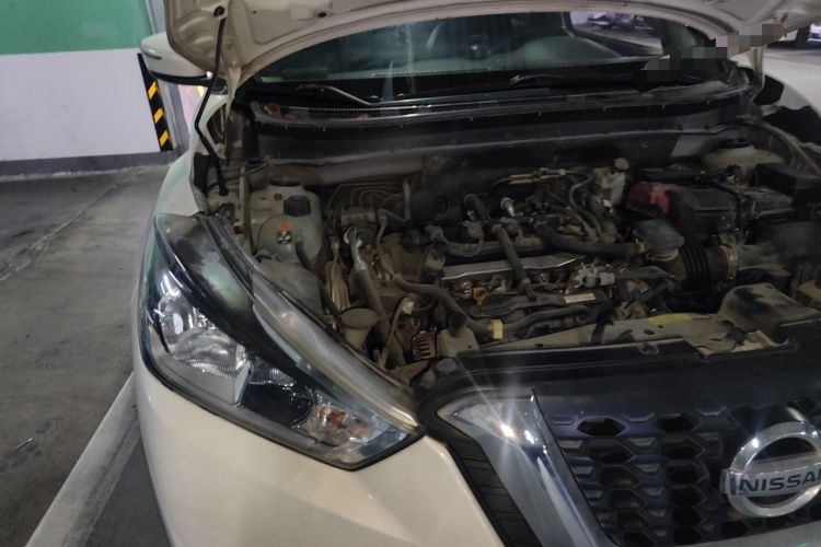 Used Nissan Kicks 2018 1.5L CVT Smart Connect Luxury Edition Engine Bay Right