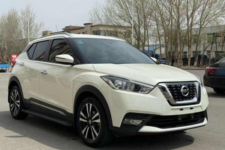 Used Nissan Kicks 2018 1.5L CVT Smart Connect Luxury Edition Exterior 1