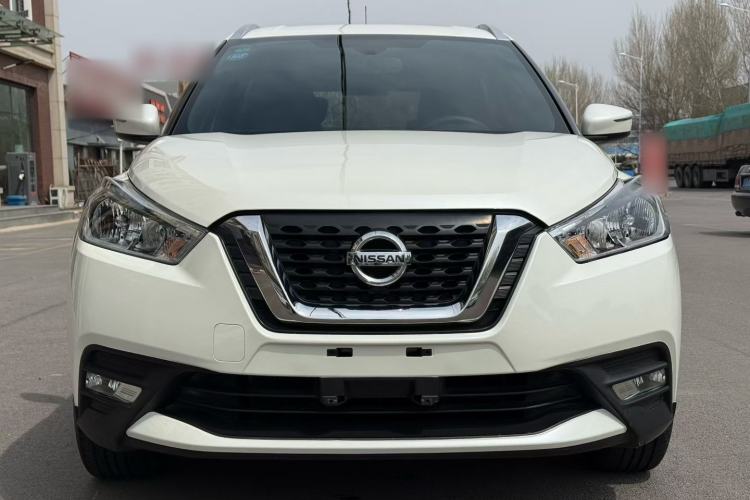 Used Nissan Kicks 2018 1.5L CVT Smart Connect Luxury Edition Exterior 5