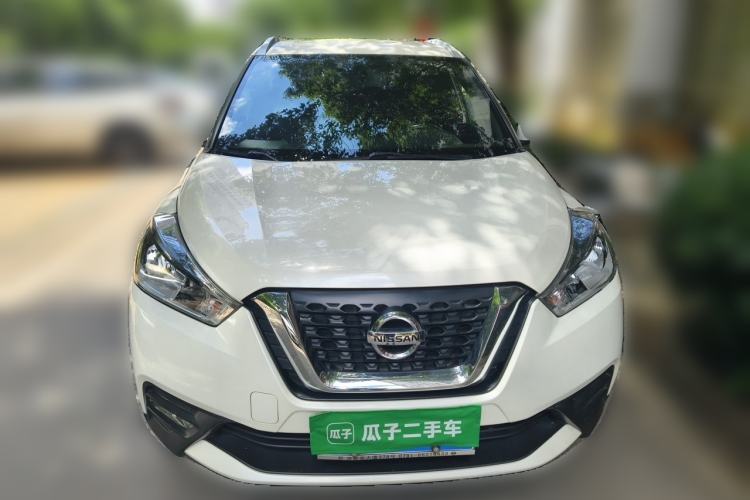 Used Nissan Kicks 2018 1.5L CVT Smart Connect Luxury Edition Front