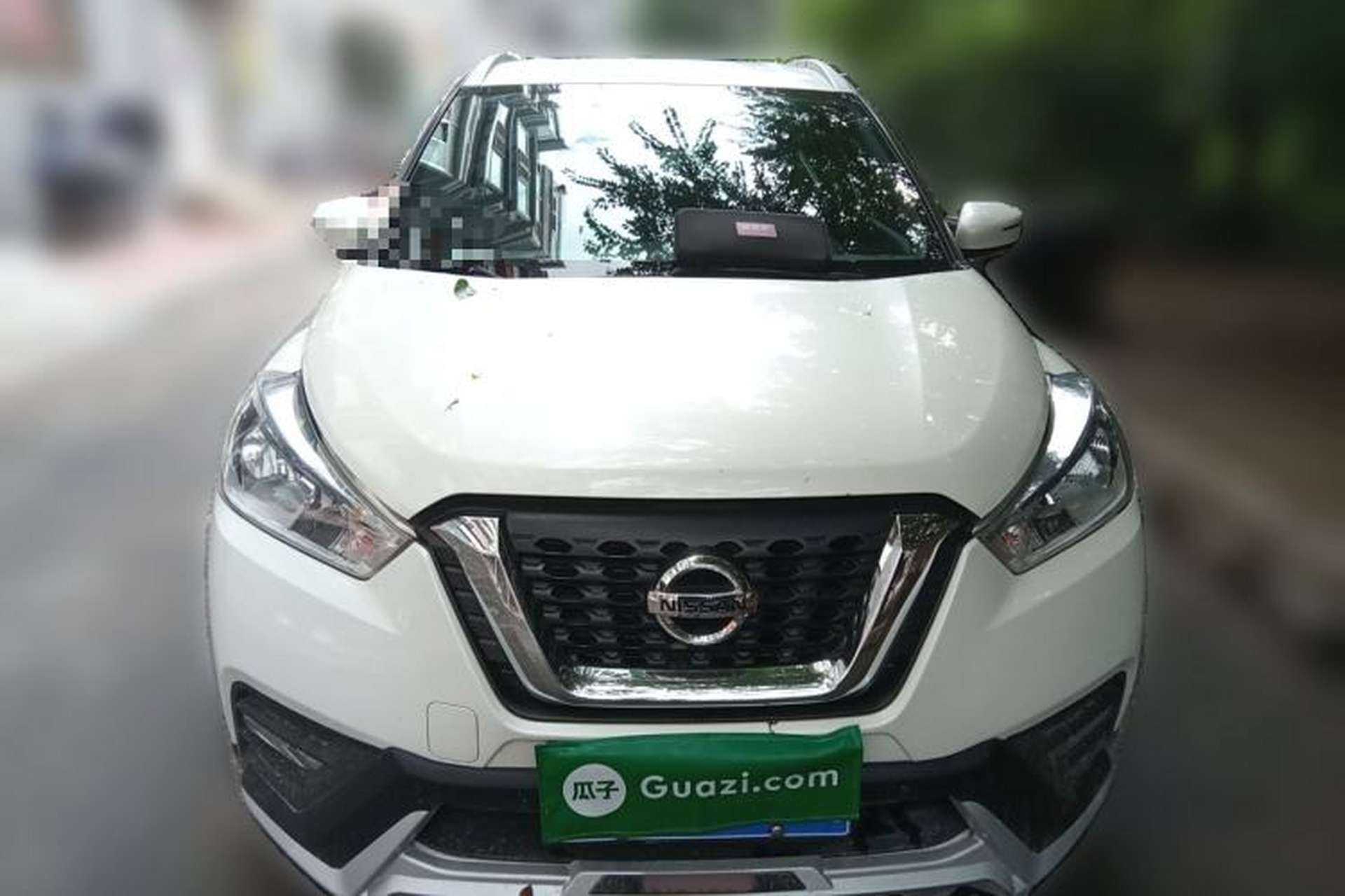 Used Nissan Kicks 2018 1.5L CVT Smart Connect Luxury Edition Front