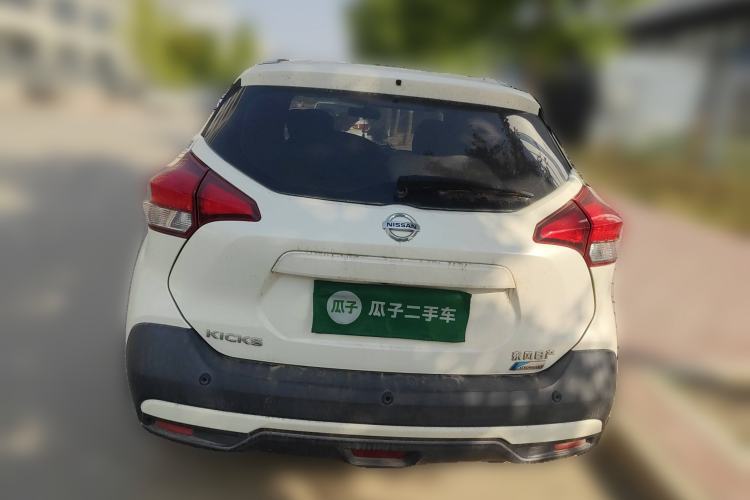 Used Nissan Kicks 2018 1.5L CVT Smart Connect Luxury Edition Rear