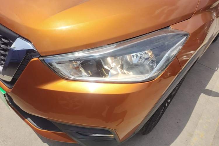 Used Nissan Kicks 2018 1.5L CVT Smart Connect Luxury Edition Left Front Headlight