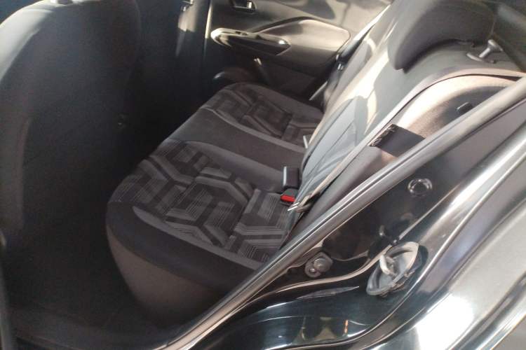 Used Nissan Kicks 2019 1.5L Manual Cool Edition Left Rear Seat