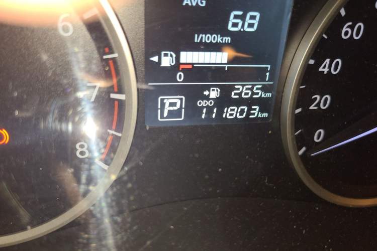 Used Nissan Kicks 2019 1.5L CVT Cool Enjoy Edition Odometer Close Up