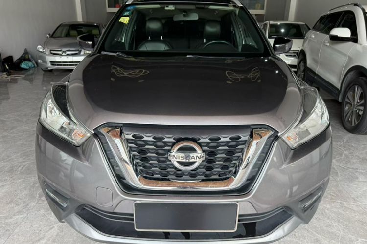 Used Nissan Kicks 2019 1.5L CVT Cool Enjoy Edition Exterior 8