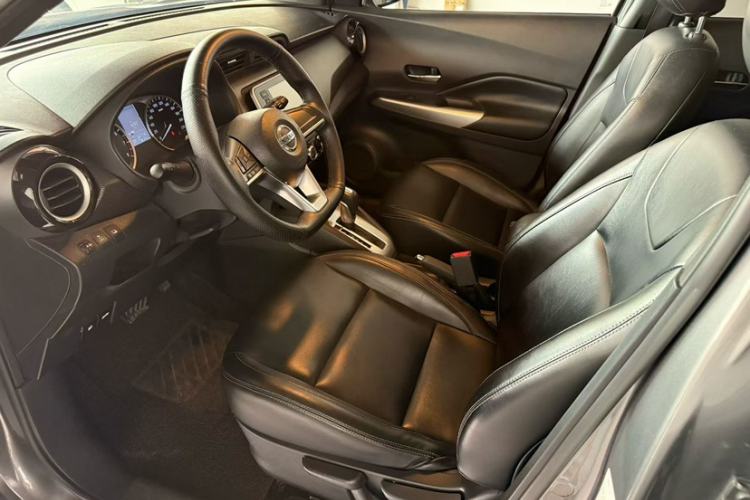 Used Nissan Kicks 2019 1.5L CVT Cool Enjoy Edition Interior 4