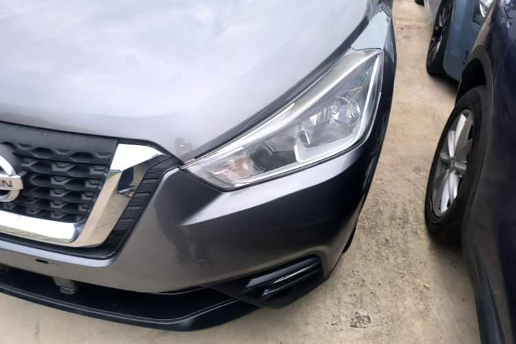 Used Nissan Kicks 2019 1.5L CVT Smart Connect Luxury Edition Left Front Headlight