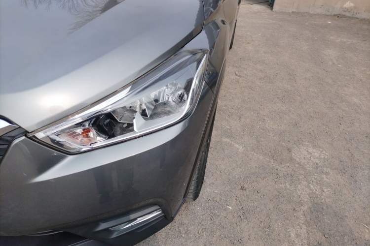 Used Nissan Kicks 2019 1.5L CVT Smart Connect Luxury Edition Left Front Headlight