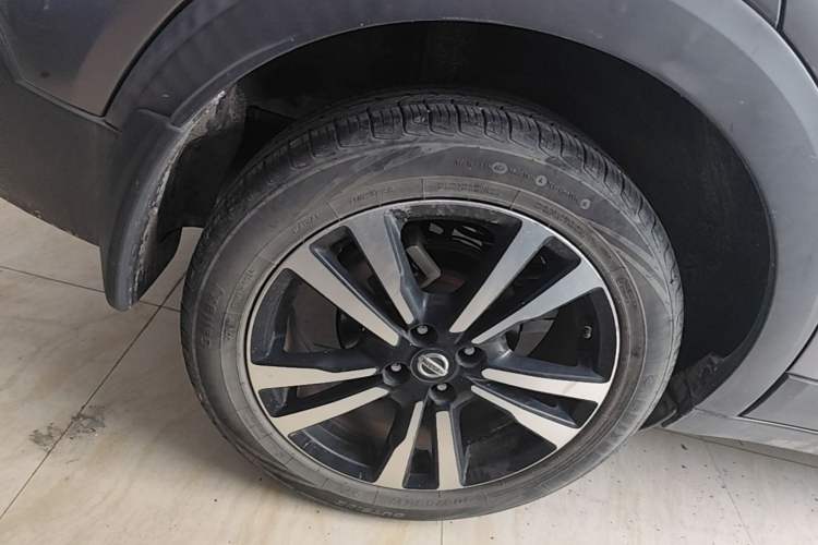 Used Nissan Kicks 2019 1.5L CVT Smart Connect Luxury Edition Right Rear Wheel Hub