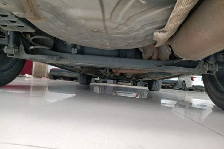 Used Nissan Kicks 2019 1.5L CVT Smart Connect Luxury Edition Chassis Rear