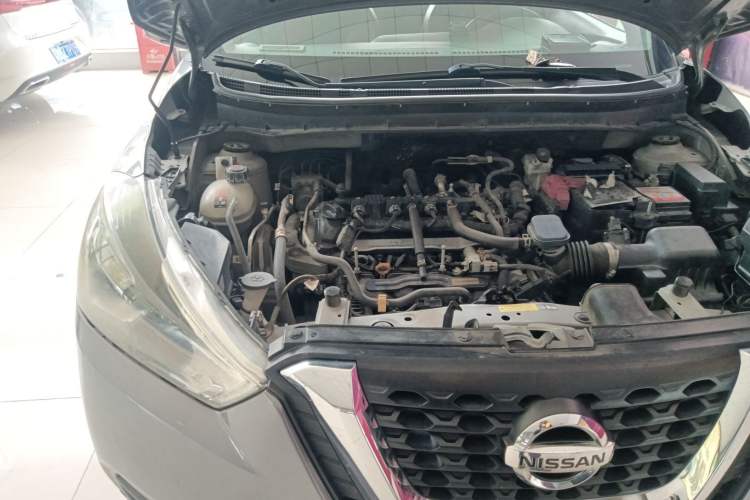 Used Nissan Kicks 2019 1.5L CVT Smart Connect Luxury Edition Engine Bay Right