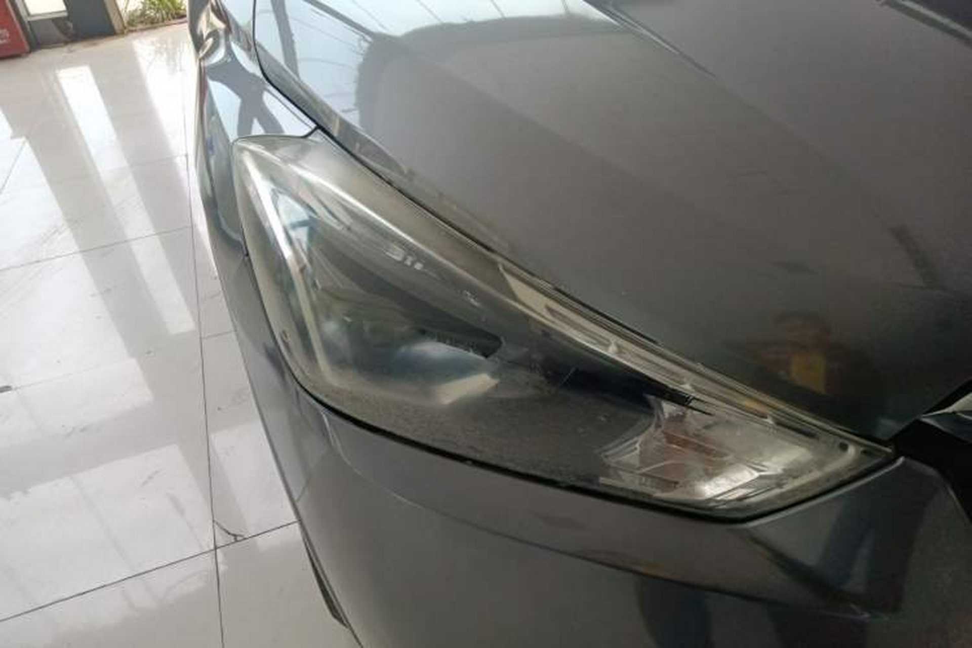 Used Nissan Kicks 2019 1.5L CVT Smart Connect Luxury Edition Right Front Headlight