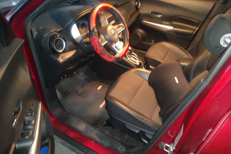 Used Nissan Kicks 2019 1.5L CVT Smart Connect Luxury Edition Driver Seat