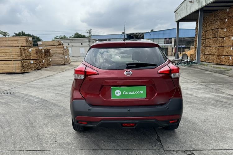 Used Nissan Kicks 2019 1.5L CVT Cool Enjoy Edition Exterior 3