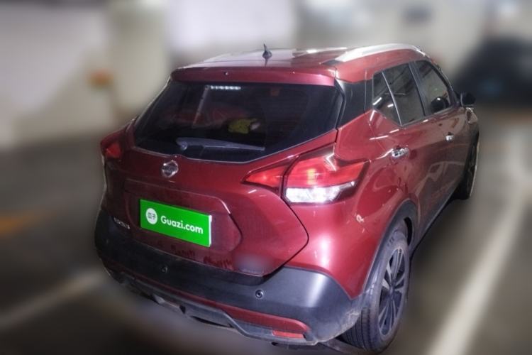 Used Nissan Kicks 2019 1.5L CVT Smart Connect Luxury Edition Exterior 5