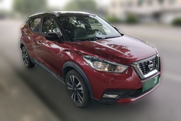 Used Nissan Kicks 2019 1.5L CVT Smart Connect Luxury Edition Front Right 45 Deg