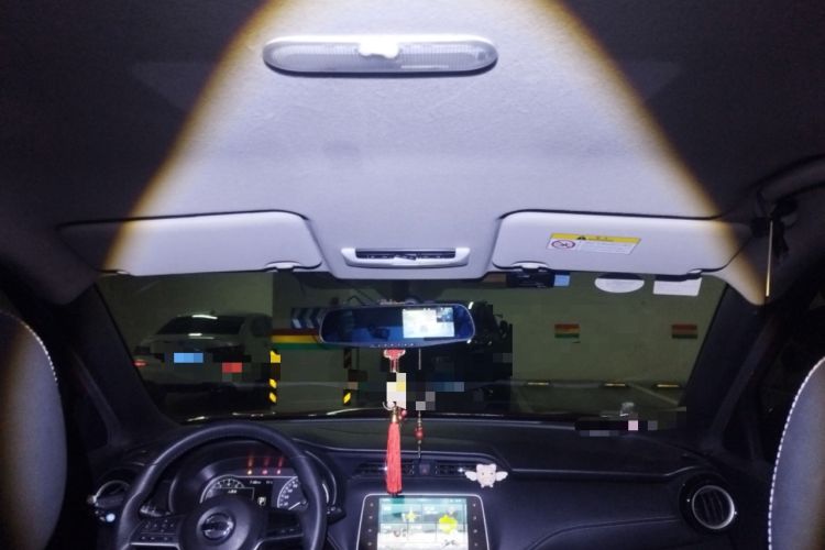 Used Nissan Kicks 2019 1.5L CVT Smart Connect Luxury Edition Headliner