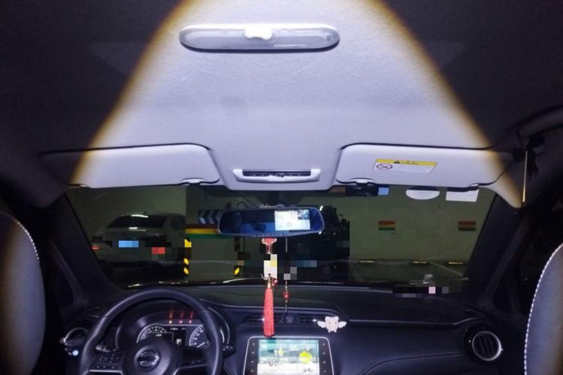 Used Nissan Kicks 2019 1.5L CVT Smart Connect Luxury Edition Headliner