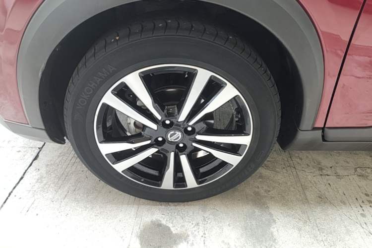 Used Nissan Kicks 2019 1.5L CVT Cool Enjoy Edition Left Front Wheel Hub